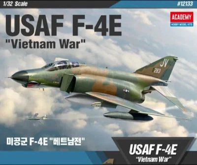 Academy 1/32 USAF F-4E "Vietnam War" Phantom Aircraft Plastic Model Kit #12133 - Immagine 1 di 3