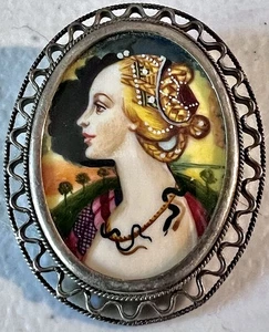 Handgemaltes Porzellan Portrait "Simonetta Vespucci" 800 Silber Anhänger / Brosche - Bild 1 von 5