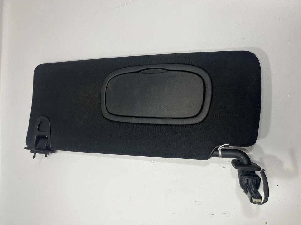 Parasol lado izquierdo Dodge Dart Driver 2011-2014 negro iluminado con clip Foto 1 de 4