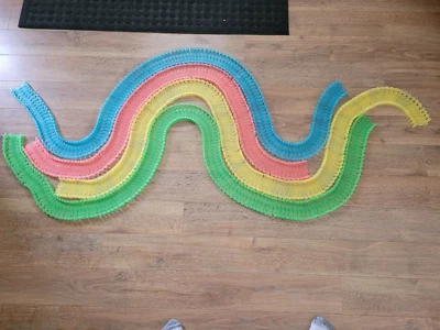 Mindscope Glow in The Dark Twister Tracks Trax Magic Trax w/Approx 28' of Track - Image 1 of 4