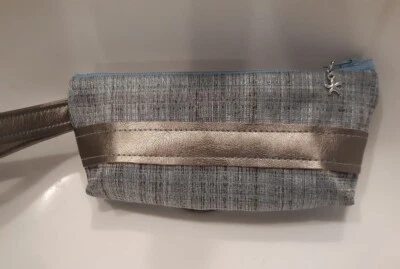 Nuevo Bolso de Mano Moderno Viaje Colgante Maquillaje Azul Bronce 7" Muñequera GafasTamaño Foto 1 de 4