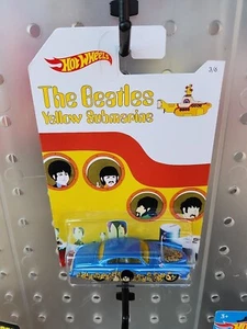 2016 Hot Wheels THE BEATLES YELLOW SUBMARINE Fish'd N Chip'd - Picture 1 of 2