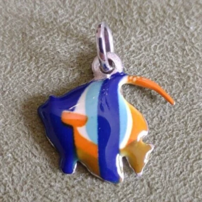 CIONDOLO PESCE IN ARGENTO E SMALTO - Immagine 1 di 2