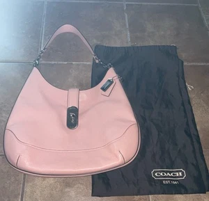 NEW Coach Pebbled Leather Amber Hobo Bag Shoulder Bag Women Petal Pink $428 - Picture 1 of 11