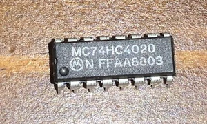 Motorola MC74HC4020 14-Stage Binary Ripple Counter. New (old) stock - Picture 1 of 2
