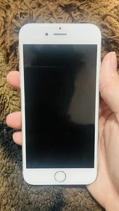 I Phone 6 débloqué version 11.3 avec micro déclassé - Photo 1 sur 5