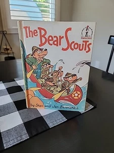 The Bear Scouts Berenstain Bears Beginner I Can Read 1967 Book Club Edition Book - Picture 1 of 10