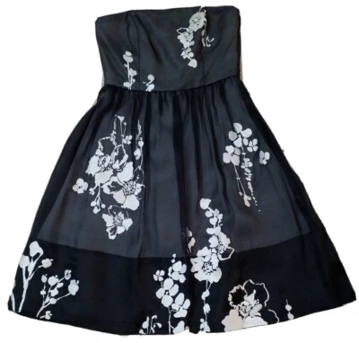 WHBM ~Mujer Talla 2~ Vestido de Fiesta Negro Seda Deshuesado Bordado Sin Tirantes. Foto 1 de 4