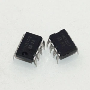 PANASONIC 1PC MN3102 + 1PC MN3207 CHORUS FLANGER DELAY IC NEW - Picture 1 of 5