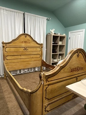 Juego de dormitorio muebles antiguos Eastlake pintados - SIN ENVÍO DISPONIBLE Foto 1 de 4