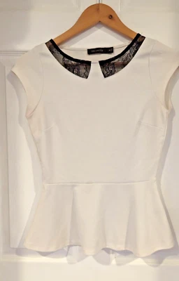 The Limited Ivory Peplum Top With Black Lace Collar SZ XS Office librarian Twee - Image 1 of 4