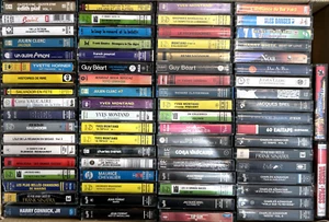 Lot de ’74 cassettes audio diverses de variétés - Foto 1 di 1