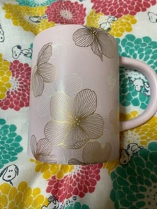 Starbucks online limited edition mug, Sakura design, pink color, not microwave - Picture 1 of 24