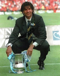 Foto autógrafa firmada por Ruud Gullit 10x8 + certificado de autenticidad leyenda del Chelsea del fútbol holandés - Imagen 1 de 1