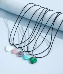 Pendant heart stone necklace