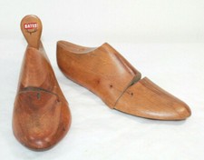 Vintage Bates Wood Shoe Forms Stretchers Forms 7 1/2 