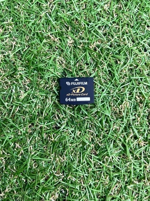 xD Picture Memory Card 64MB Olympus  (A210) - Image 1 of 2