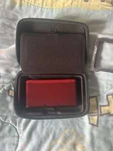 OG Red Nintendo 3DS - Picture 1 of 3