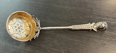 Albert Coles Sterling Busthead Sugar Shaker Medallion Aesthetic - Изображение 1 из 4