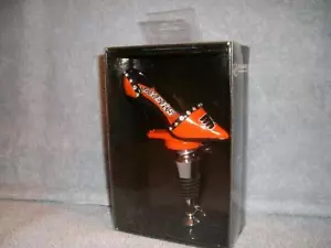 Philadelphia Flyers Hockey NHL Team Shoe Bottle Stopper Resin Wine Beer New - Picture 1 of 2