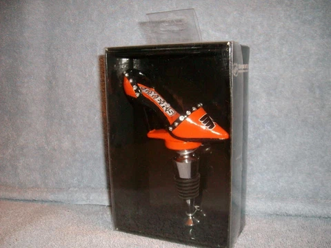 Philadelphia Flyers Hockey NHL Team Shoe Bottle Stopper Resin Wine Beer New Cover
