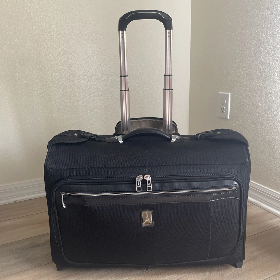 Travelpro Platinum Elite Carry-On Rolling Garment Bag Black 50" (22x15x10”) Flaw - Image 1 of 4