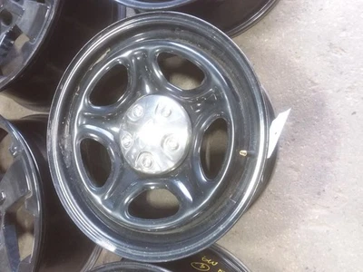 Wheel 18x8 5 Single Spoke Fits 20-24 EXPLORER 1981563 - Image 1 of 4