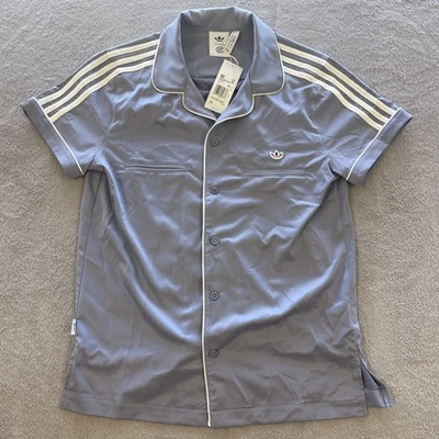 Camisa de boliche Adidas e coágulo masculina roxa extra pequena - Imagem 1 de 4