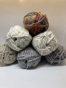 Random Lot Of 6: Lion Brand Vanna’s Choice Yarn. Preowned READ - Picture 1 of 22