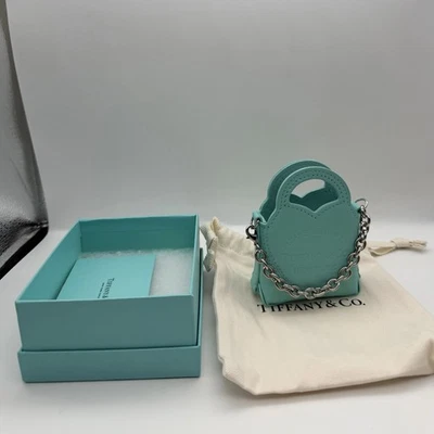 Tiffany & Co. Nuevo encanto de bolso Nano Rtt de cuero azul Tiffany Foto 1 de 4