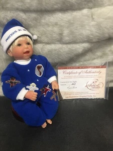 Cute NIB Lee Middleton Miniatures Doll "Precious In His Sight” By Reva Schick - Picture 1 of 11
