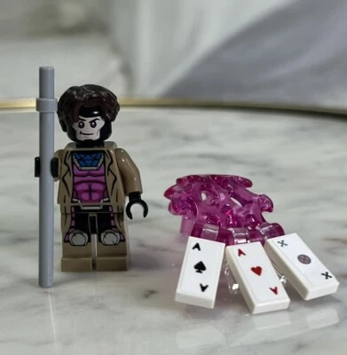 LEGO Gambit Minifigure from Marvel X-Men X-Mansion set 76294 - Image 1 of 3