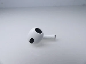 Apple AirPods 3. Generation A2564 Kopfhörer NUR LINKS gebraucht #152 - Zdjęcie 1 z 4