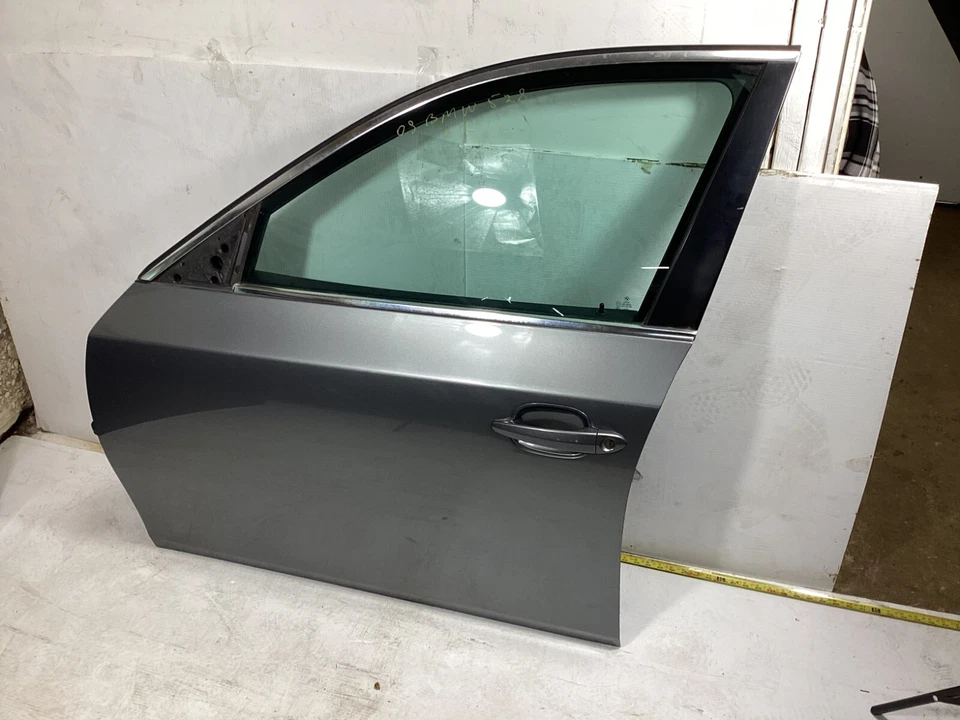 2004-2010 BMW 535I 528I 550I E60 FRONT LEFT DRIVER SIDE DOOR ASSEMBLY OEM . - Image 1 of 4