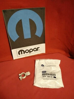 Terminal de cable de batería positivo 5161305AA nuevo de Lote Antiguo Mopar Dodge Jeep Chrysler Foto 1 de 3