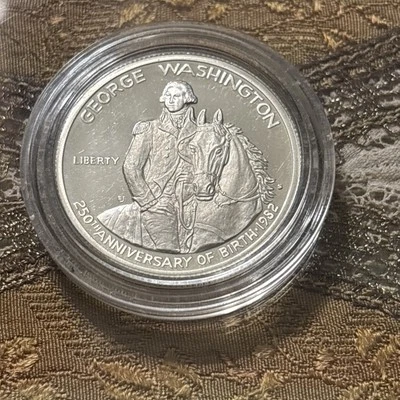 1982-S Proof George Washington 250th Anniversary Of Birth Half Dollar  Silver - Image 1 of 2