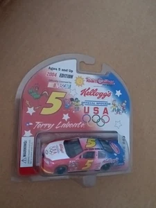 1/64 Nascar Diecast, Terry Labonte #5, 2004 Olympic Kellogg’s Car, Acción - Imagen 1 de 4