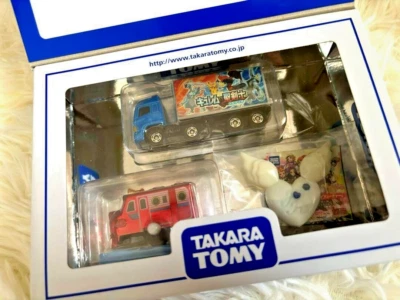 Rare 2012 Pokémon Shareholder Exclusive Set Tomica, Not for Sale, Collectible! - Image 1 of 4