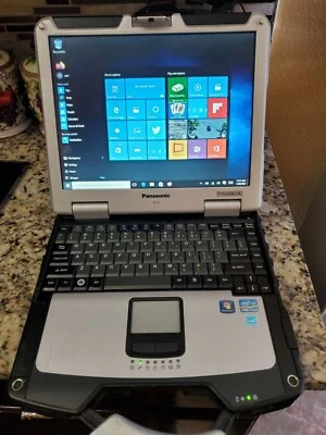 Panasonic Toughbook CF-31 MK2 TouchScreen i5-2520M 2.5Ghz 4GB 500GB HHD, WIN10 - Image 1 of 4