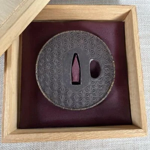 Tsuba Sword Guard for Katana Japanese Samurai Antique Bellflower Flower Crest - Picture 1 of 6