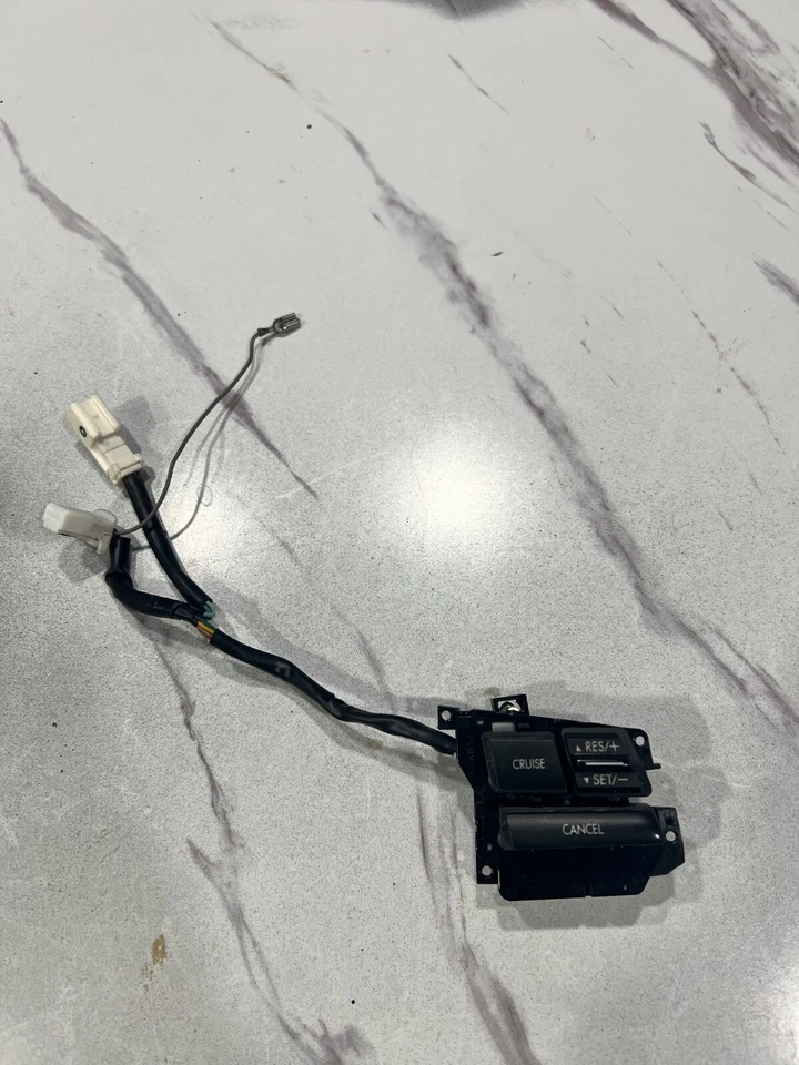 2012 subaru impreza cruise control button - Image 1 of 1