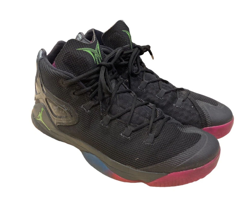 0451) Nike Air Jordan Melo M12 The Dungeon” Baloncesto 827176-030 Para hombres Talla 13 Foto 1 de 4