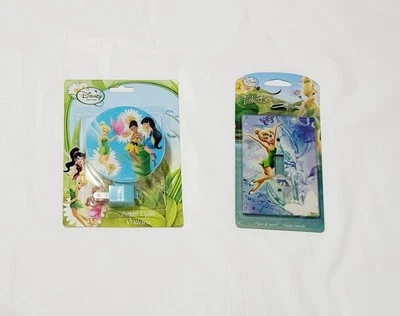 Luz nocturna de hadas de Disney con pantalla giratoria y plato de pared Tinker Bell Foto 1 de 4