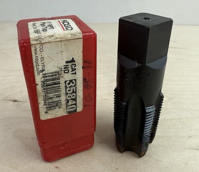 Ridgid 35840 E5117 1" NPT x 1-9/64" x 11-1/2"TPI Carbon Steel RH Pipe Tap - Image 1 of 4