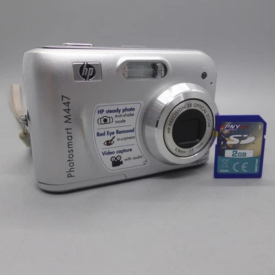HP Photosmart M447 5.0MP Compact Digital Camera Silver Tested - Image 1 of 4