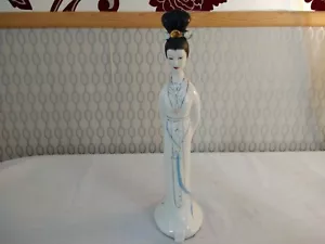 Vintage Ceramic Geisha Figurine Asian Hostess Art Pottery Figure Ornament - Picture 1 of 7