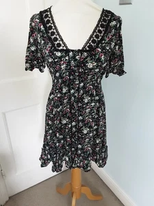 Next Floral Knee Length Dress Size 10 - Picture 1 of 2