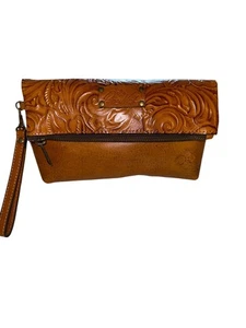 Neu mit Etikett Patricia Nash Valerie Clutch Handtasche umklappbar Kalbsleder braun verziertes Leder - Bild 1 von 15