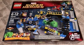 Marvel Super Heroes Lego - 76018 Hulk Lab Smash - Sealed