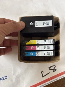 Genuine HP 902XL Black 902 Color Cartridges - Exp 2026 - Picture 1 of 9